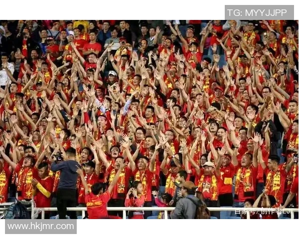 新加坡足球明星崛起之路：从青年队到国家队的奋斗与荣耀