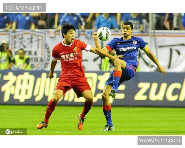 绿茵巨星荣耀转场开启世界足坛新篇章