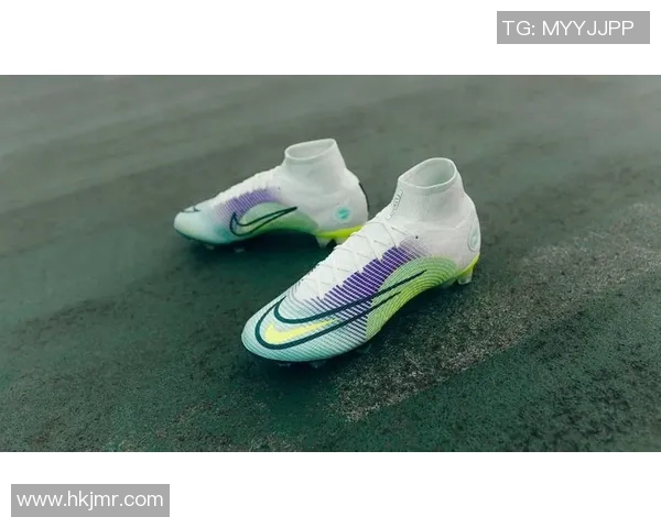 球星们最新款足球鞋亮相引领潮流科技与舒适并存设计再度升级